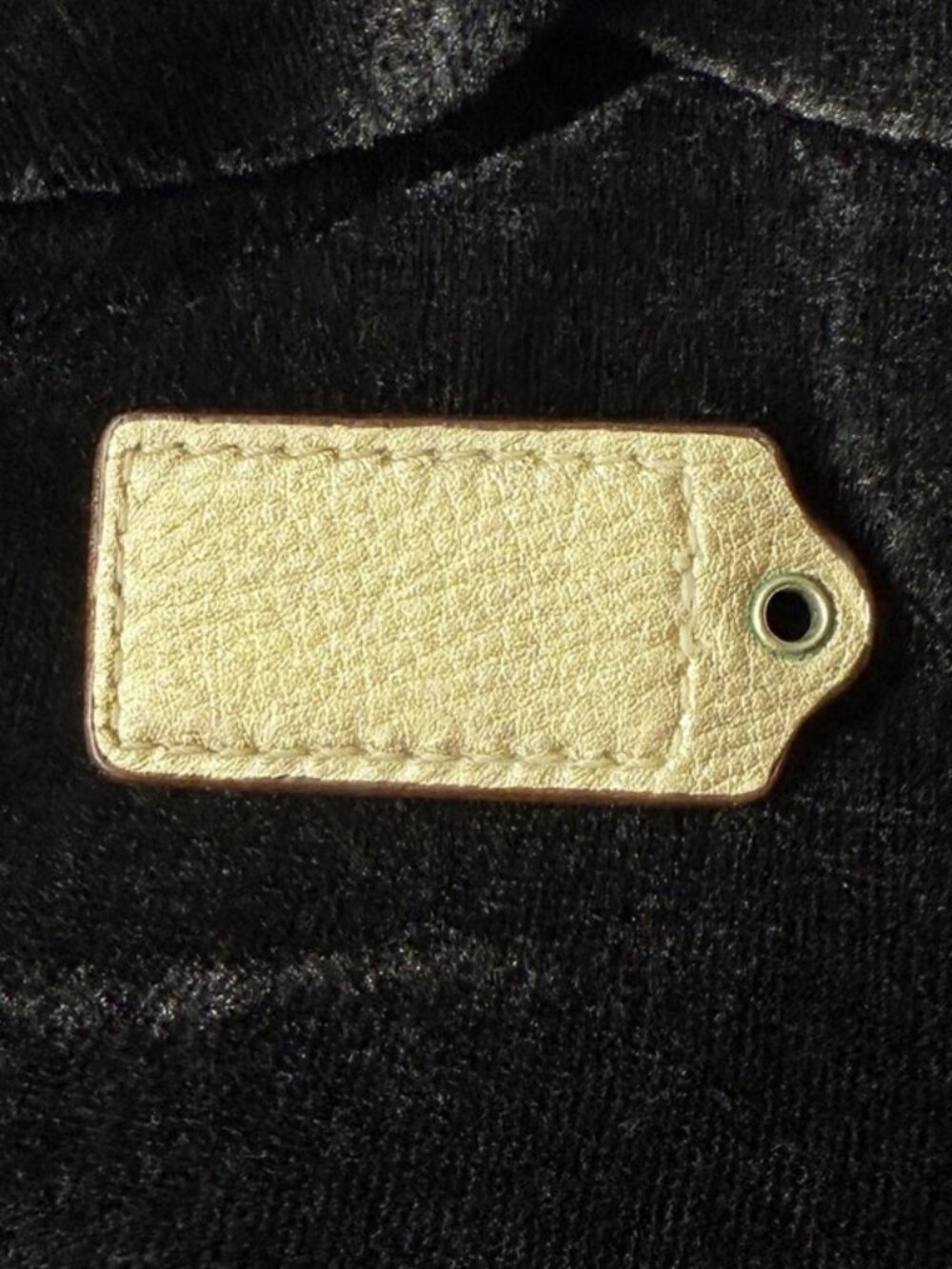 Vintage Coach Leather Hang Tag Charm - Gold - Embossed Logo Keychain - Picture 3 of 3